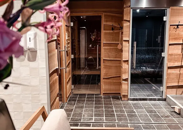 לינה וארוחת בוקר Betuwsch Badhuys *