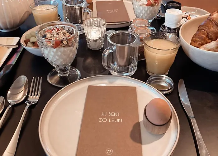 Betuwsch Badhuys לינה וארוחת בוקר